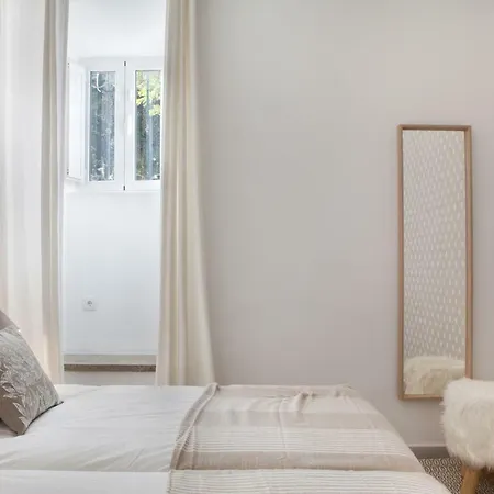 Great Location, Close To The Metro! * Lisbon